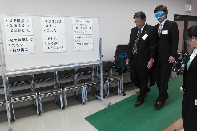 コミニュケーションをとりながら誘導