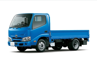 写真はシングルキャブ・4WD・フルジャストロー・木製デッキ・1.4トン積・2.8Lディーゼル車