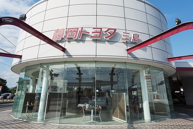 三島店外観