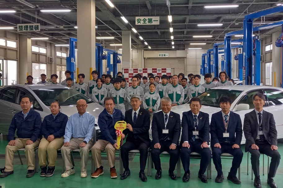 06_202601_社会貢献活動_中央メカニック寄贈式②