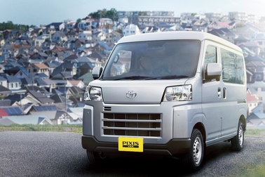 デラックス（CVT・2WD）