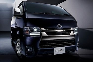 特別仕様車スーパーGL“DARK PRIME II”（2WD・2800ディーゼル・標準ボディ）