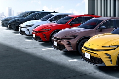 SPORT Z（2.5Lハイブリッド車）