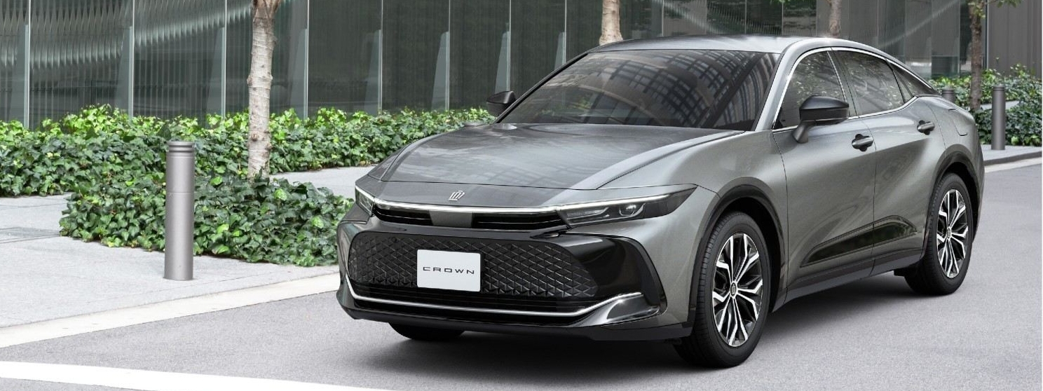 CROSSOVER G（2.5Lハイブリッド車）